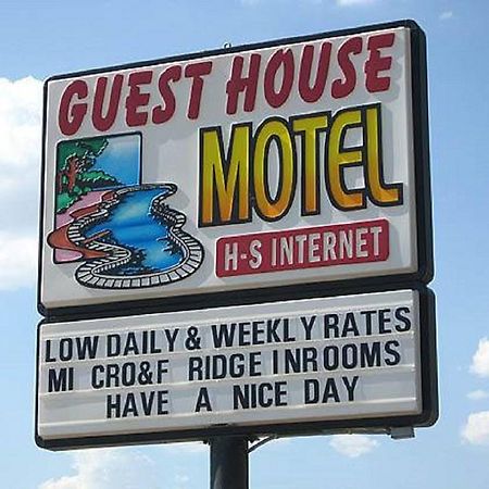 Guest House Motel Chanute Εξωτερικό φωτογραφία