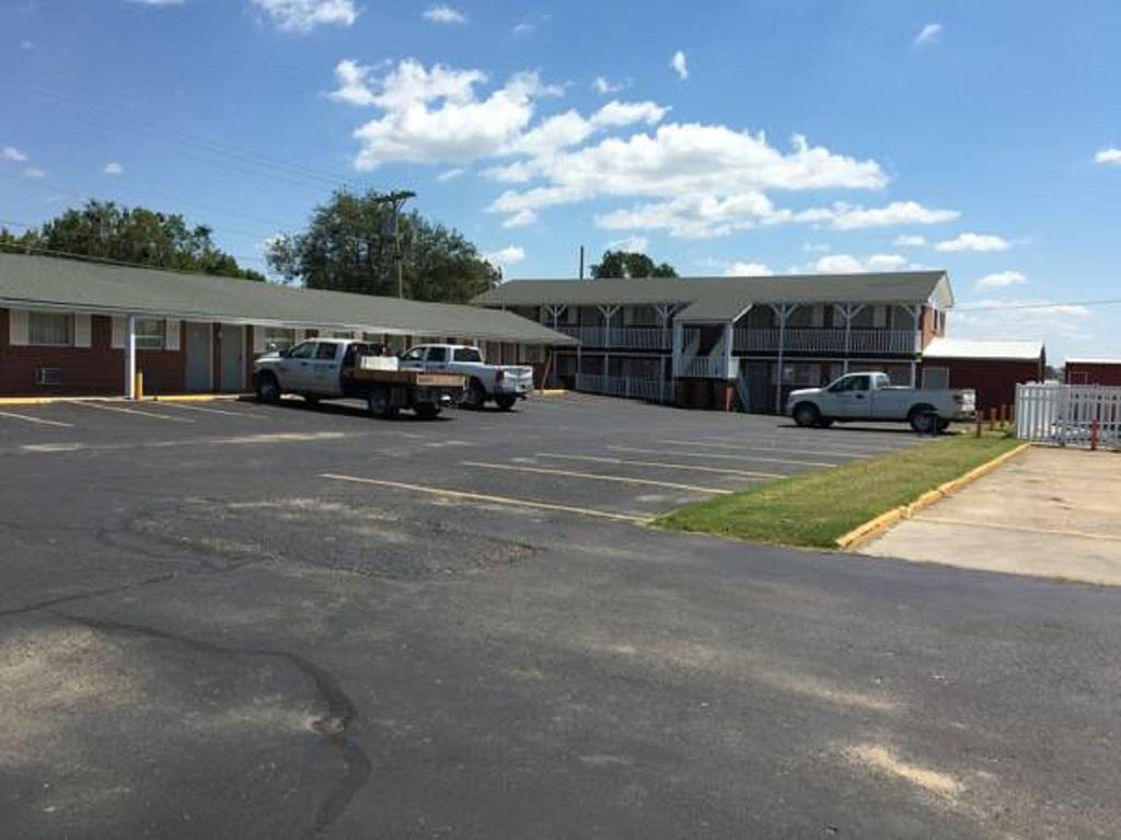 Guest House Motel Chanute Εξωτερικό φωτογραφία